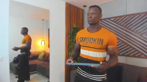 Snapshot of marcusblack_ chatting on 03-11-25, 11:23 Marcusssss online show from 03-11-25, 11:23