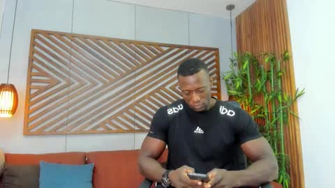 Snapshot of marcusblack_ chatting on 09-09-25, 11:21 Marcusssss online show from 09-09-25, 11:21