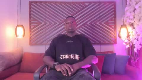 Snapshot of marcusblack_ chatting on 09-22-25, 11:45 Marcusssss online show from 09-22-25, 11:45