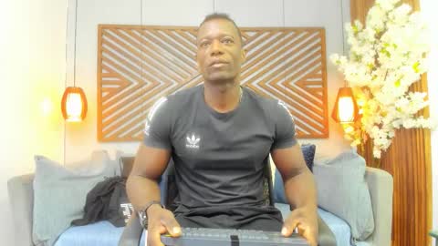 Snapshot of marcusblack_ chatting on 10-08-25, 11:41 Marcusssss online show from 10-08-25, 11:41