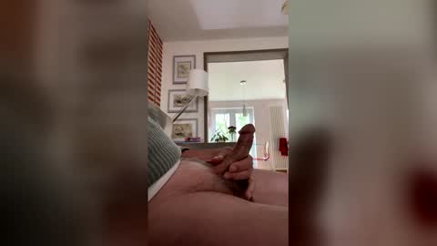 marcusflying online show from 05-18-26, 02:45