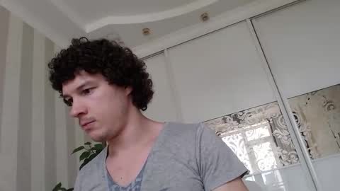 Dorian Salazar online show from 04-19-26, 11:09