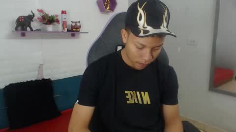 marcuss_2 online show from 12-05-25, 02:14