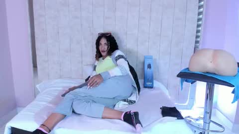 marfilastrom online show from 09-23-25, 09:29