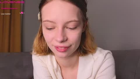 Snapshot of margareata chatting on 01-20-25, 03:50 - Alisa online show from 01-20-25, 03:50