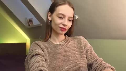 Snapshot of margareata chatting on 11-21-25, 06:23 - Alisa online show from 11-21-25, 06:23