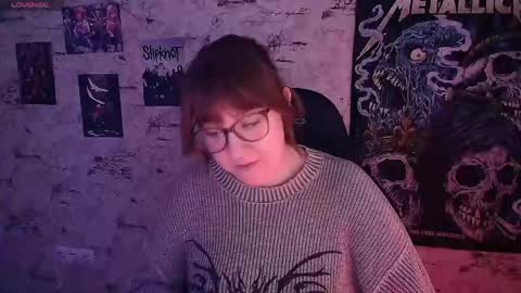 Margaret online show from 04-25-26, 01:41