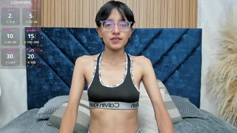 Aitana online show from 01-10-25, 01:42