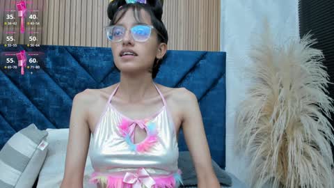 Aitana online show from 01-25-25, 01:43