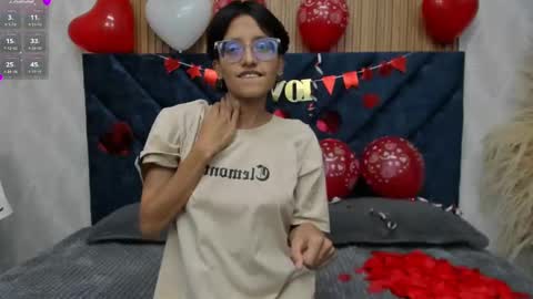 Aitana online show from 02-15-25, 01:31