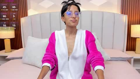 Aitana online show from 09-20-25, 02:01