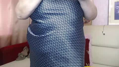 Snapshot of margieevans chatting on 02-07-25, 06:35 MargieCheerful kind and affectionate online show from 02-07-25, 06:35