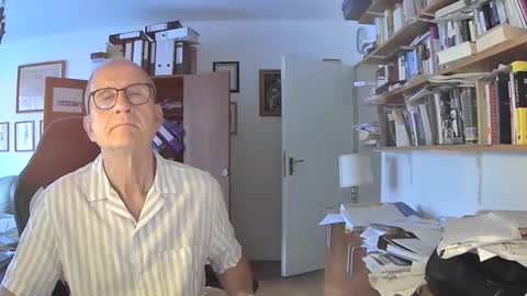 Snapshot of marginalie chatting on 09-21-25, 06:59 marginalie online show from 09-21-25, 06:59