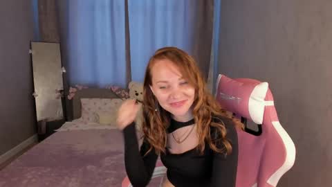 Margo Kellly online show from 04-20-26, 01:19