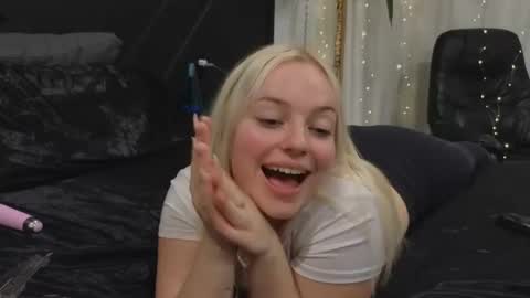 margot_robbie7 online show from 01-02-25, 04:30