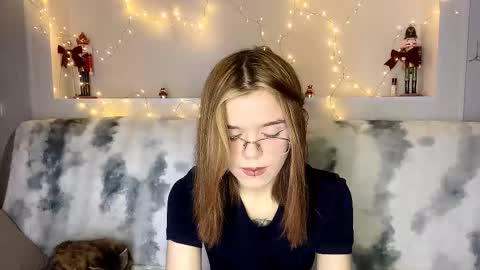 Lina online show from 02-09-26, 09:08