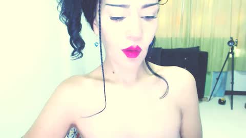 Snapshot of mari4you69 chatting on 03-05-25, 12:33 mari4you69 online show from 03-05-25, 12:33