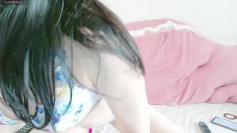 mari_tokyo online show from 04-19-26, 07:29