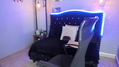 Snapshot of maria_fernandaxxx_ chatting on 12-15-24, 10:18 Maria fernanda online show from 12-15-24, 10:18