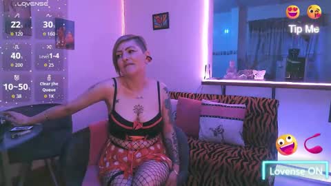 Snapshot of maria_fernandaxxx_ chatting on 10-15-25, 03:39 Maria fernanda online show from 10-15-25, 03:39