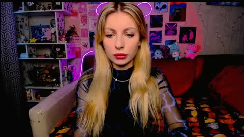 Snapshot of maria_hunt chatting on 01-16-25, 03:02 Maria online show from 01-16-25, 03:02