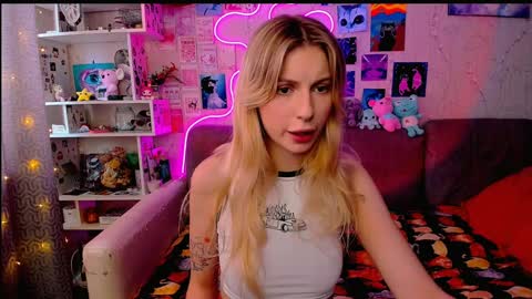 Snapshot of maria_hunt chatting on 01-29-25, 04:36 Maria online show from 01-29-25, 04:36