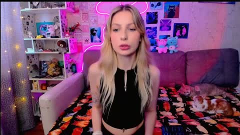 Snapshot of maria_hunt chatting on 02-01-25, 04:14 Maria online show from 02-01-25, 04:14