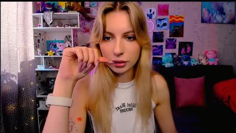 Snapshot of maria_hunt chatting on 02-05-25, 06:46 Maria online show from 02-05-25, 06:46