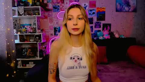 Snapshot of maria_hunt chatting on 03-01-25, 04:15 Maria online show from 03-01-25, 04:15