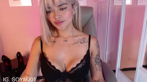  Instagram soymj01 online show from 09-17-25, 01:46