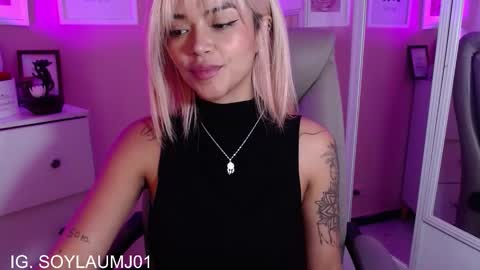  Instagram soymj01 online show from 11-26-25, 08:32