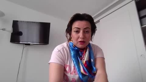 maria_juliana8 online show from 03-11-26, 06:25