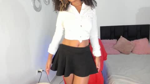 V A N E S S A  online show from 03-12-25, 03:35