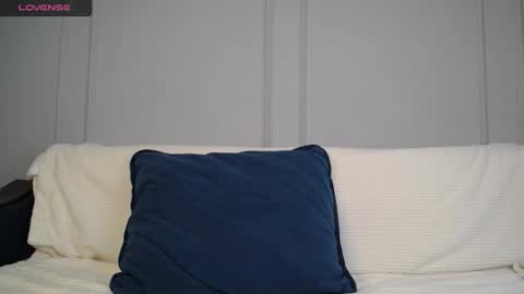 Maria online show from 11-18-25, 03:38