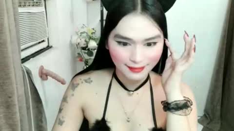 Marga online show from 10-25-25, 01:35