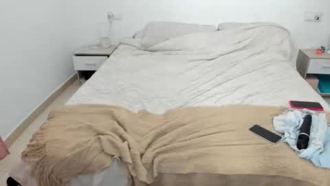 Itslablonde online show from 11-22-25, 01:15