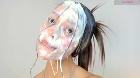 S O F I A  model independent online show from 01-14-25, 02:43