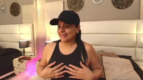 Snapshot of mariabelenx chatting on 07-28-26, 02:13 mariabelenx online show from 07-28-26, 02:13