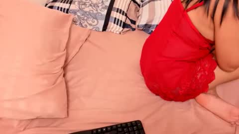 Snapshot of mariacarmi chatting on 11-04-25, 10:53 mariacarmi online show from 11-04-25, 10:53