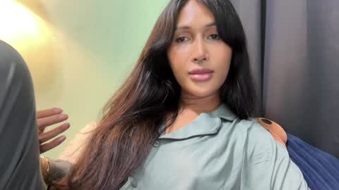 Maria online show from 12-22-24, 02:27