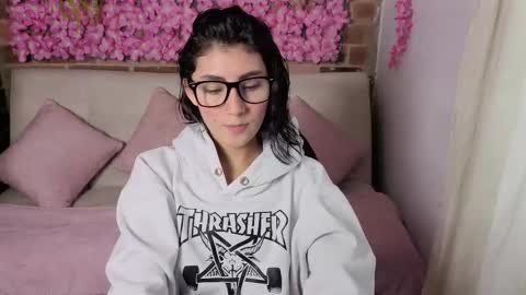 Maria online show from 03-07-26, 07:11