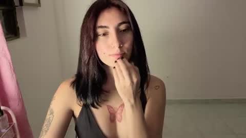 Snapshot of mariagh_ chatting on 07-11-26, 11:17 Maria online show from 07-11-26, 11:17