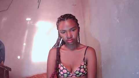 Maria online show from 11-09-25, 02:43