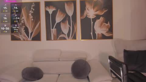 Snapshot of mariaherrera_ chatting on 03-08-25, 05:17 MARIA HERRERA  online show from 03-08-25, 05:17