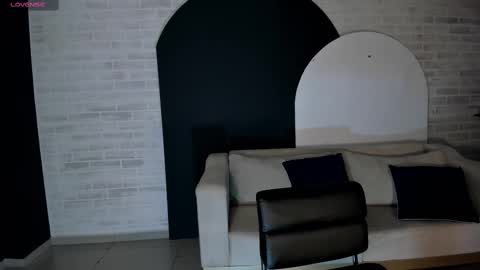Snapshot of mariaherrera_ chatting on 03-12-25, 03:02 MARIA HERRERA  online show from 03-12-25, 03:02