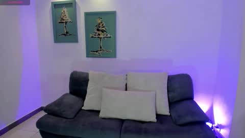 Snapshot of mariaherrera_ chatting on 09-11-25, 08:53 MARIA HERRERA  online show from 09-11-25, 08:53