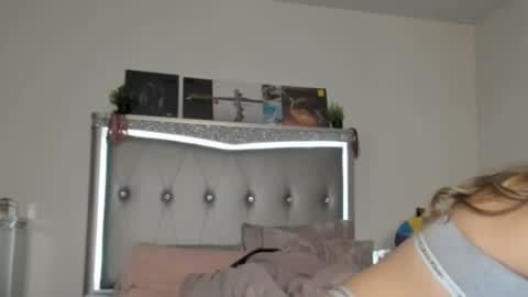 Pinkkitty online show from 01-03-25, 03:27