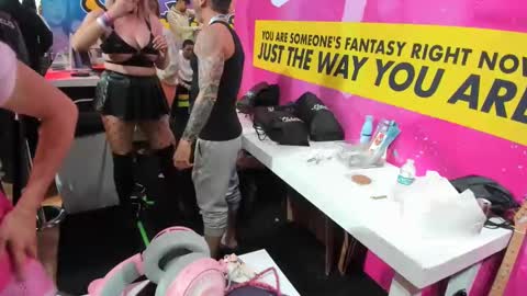 Pinkkitty online show from 01-19-25, 02:04