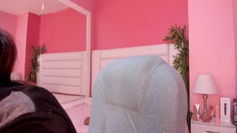 Snapshot of mariam_scott18 chatting on 11-21-25, 03:16 Mariam online show from 11-21-25, 03:16