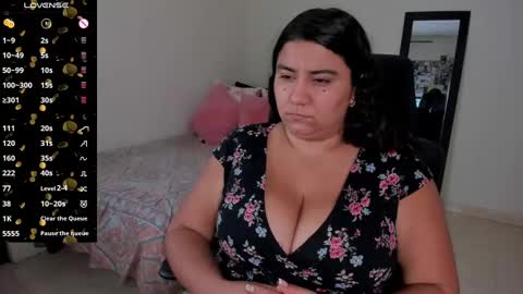   Mariam Castiblanco online show from 02-05-25, 02:40